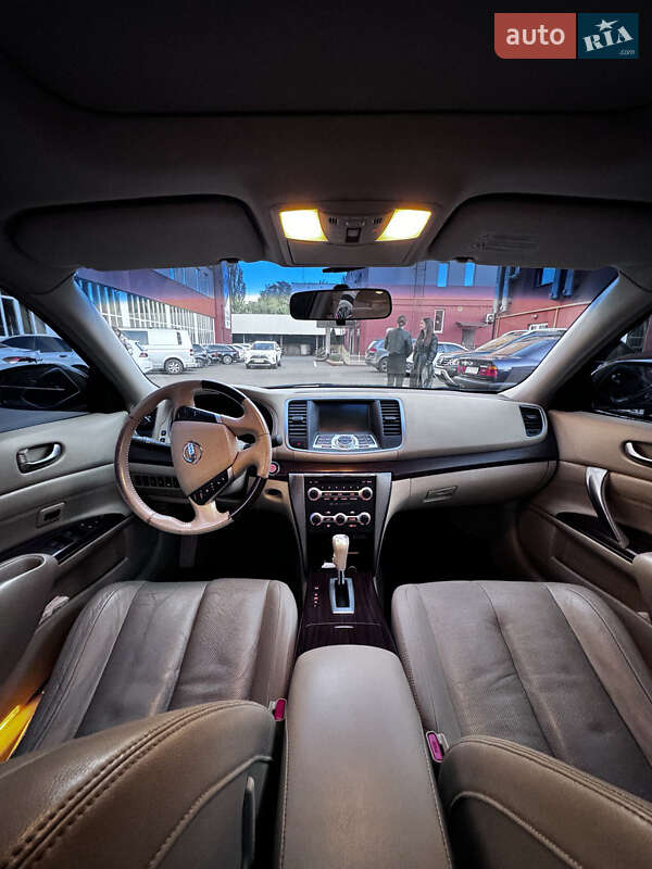 Седан Nissan Teana 2011 в Кривому Розі