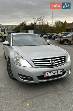 Седан Nissan Teana 2010 в Днепре