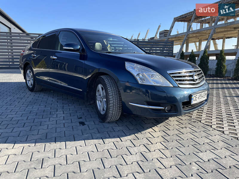 Седан Nissan Teana 2008 в Чернівцях