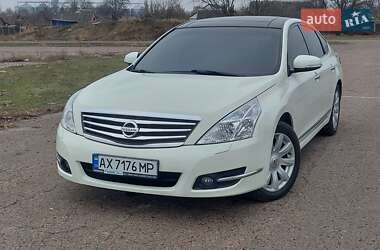 Седан Nissan Teana 2010 в Полтаві