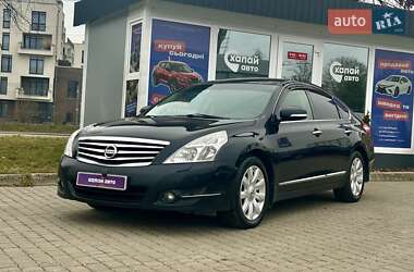 Седан Nissan Teana 2011 в Львові