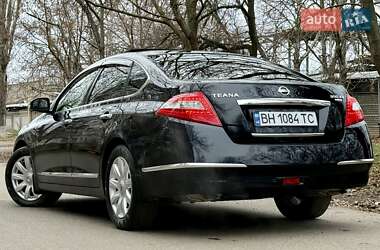 Седан Nissan Teana 2011 в Одессе