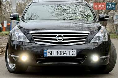 Седан Nissan Teana 2011 в Одессе