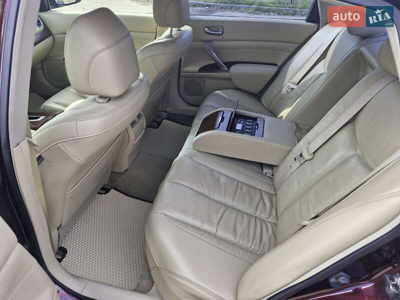 Седан Nissan Teana 2012 в Николаеве