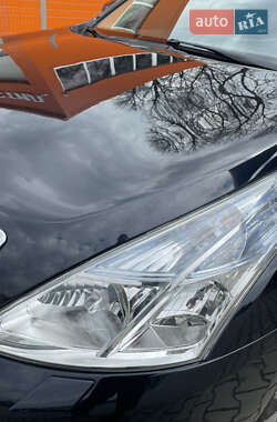 Седан Nissan Teana 2012 в 