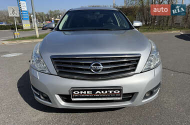 Седан Nissan Teana 2010 в 