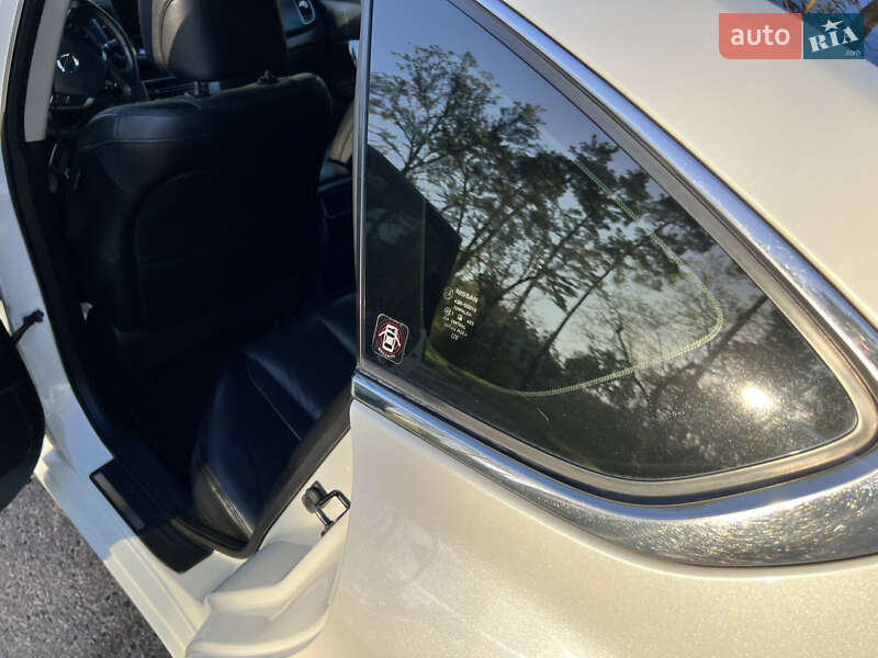 Седан Nissan Teana 2012 в Черкасах