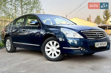 Седан Nissan Teana 2012 в 