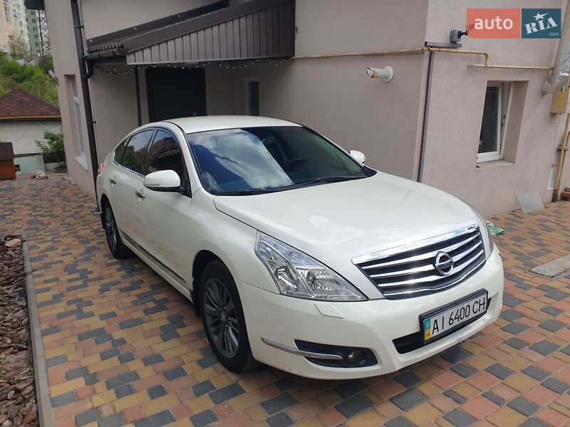 Седан Nissan Teana 2013 в Вишгороді