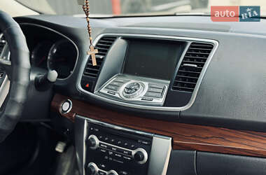 Седан Nissan Teana 2010 в 