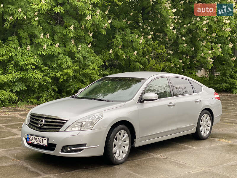 Седан Nissan Teana 2008 в 