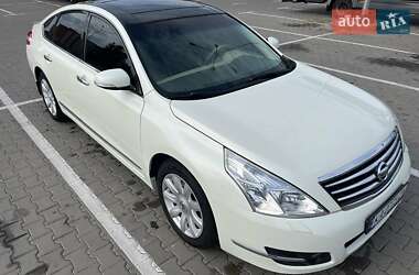 Седан Nissan Teana 2011 в Києві