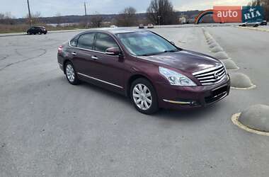 Седан Nissan Teana 2010 в 
