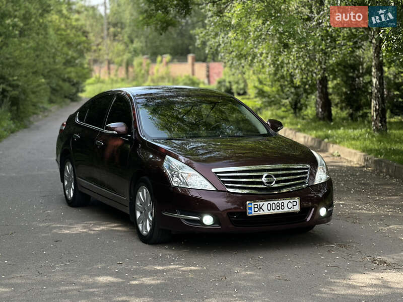 Седан Nissan Teana 2008 в 