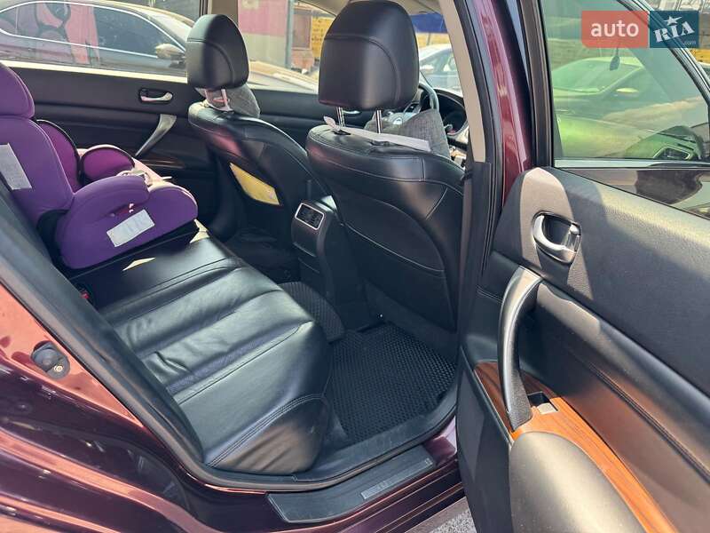 Седан Nissan Teana 2010 в Запоріжжі