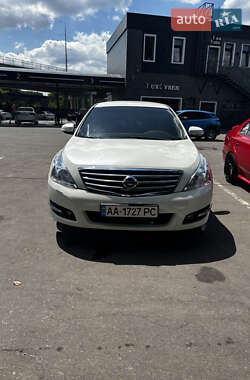 Седан Nissan Teana 2011 в Броварах