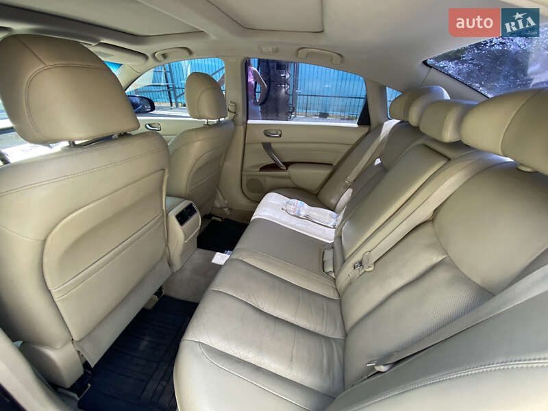 Седан Nissan Teana 2008 в Уланові