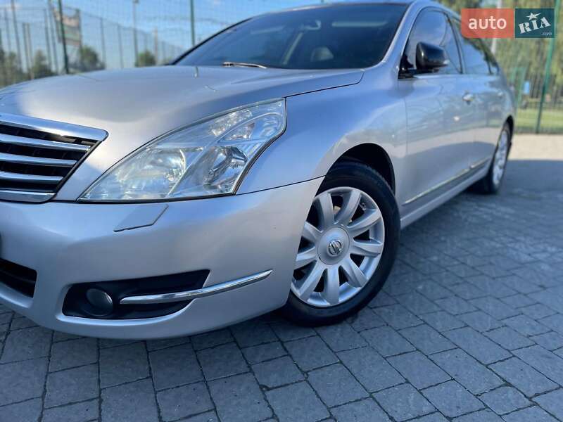 Седан Nissan Teana 2008 в Львові