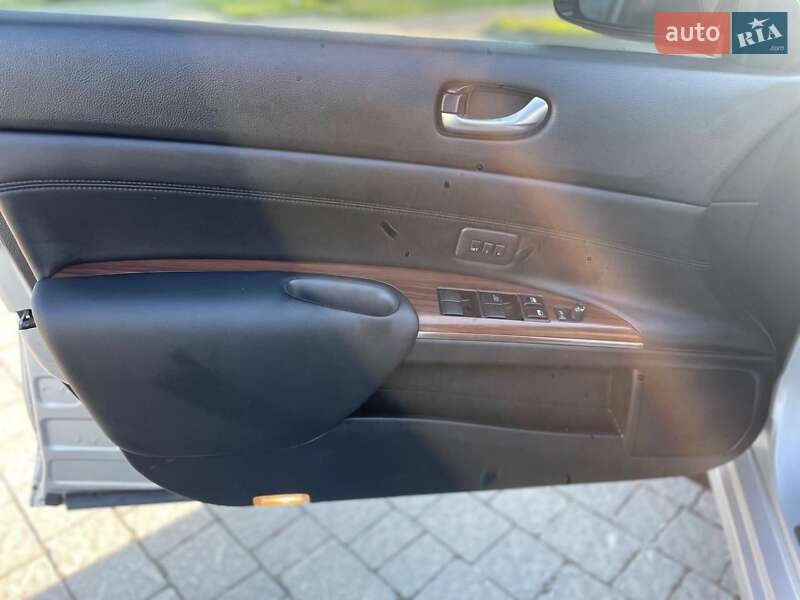 Седан Nissan Teana 2008 в Львові