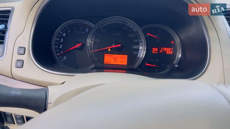 Седан Nissan Teana 2008 в Львові