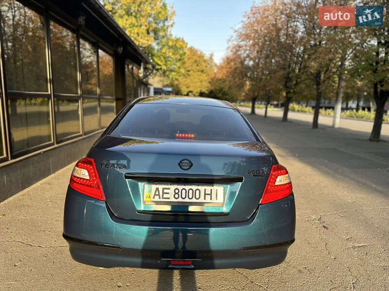 Седан Nissan Teana 2008 в Першотравенске