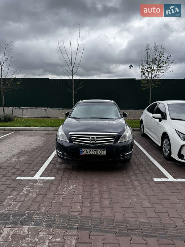 Седан Nissan Teana 2012 в Киеве