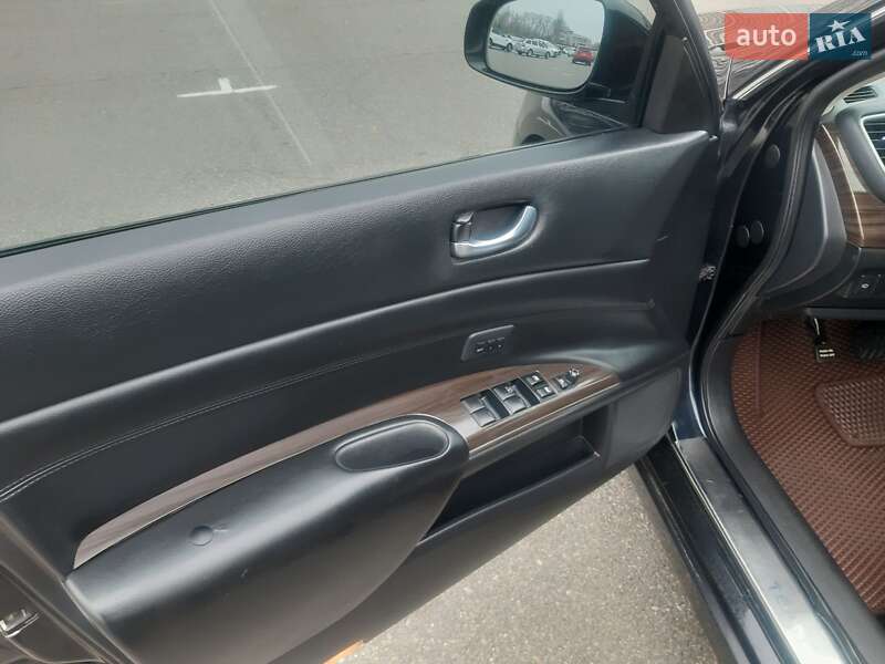 Седан Nissan Teana 2012 в Житомире фото 7 Седан Nissan Teana 2012 в Житомире