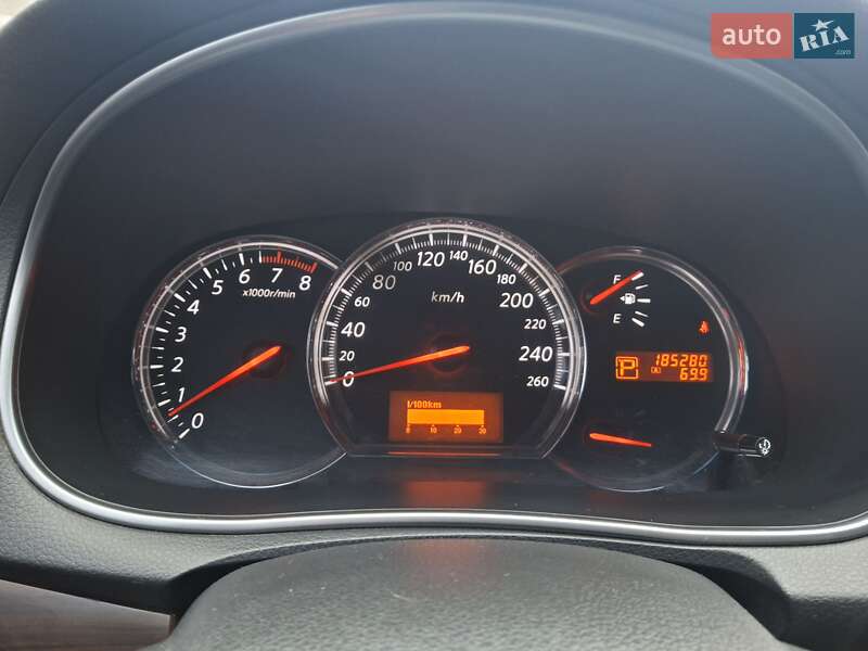 Седан Nissan Teana 2011 в Житомире