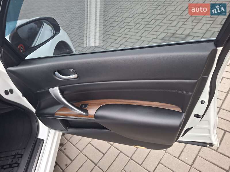 Седан Nissan Teana 2011 в Житомире