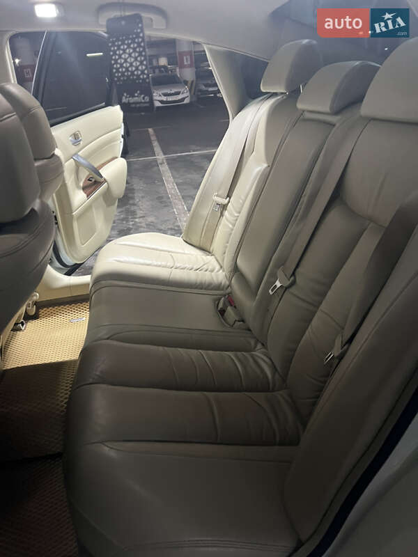 Седан Nissan Teana 2011 в Киеве