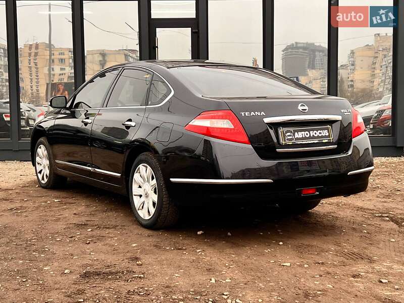 Седан Nissan Teana 2008 в Києві