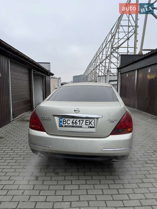 Седан Nissan Teana 2006 в Львові