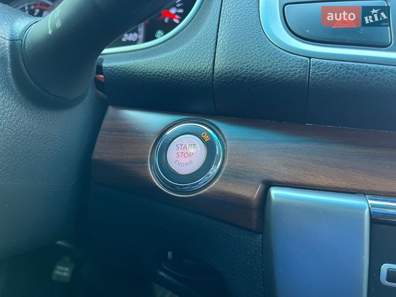 Седан Nissan Teana 2012 в Києві