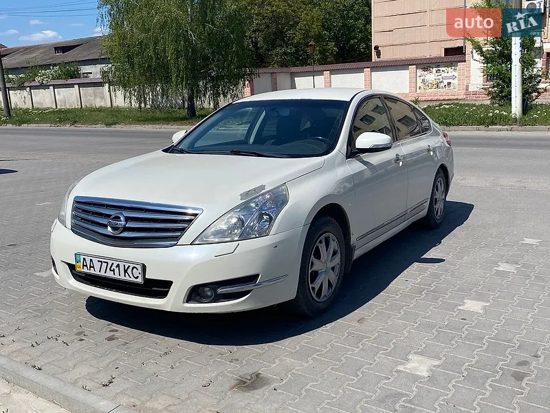Nissan Teana 2011