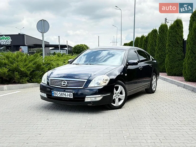 Nissan Teana