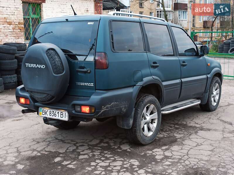 Внедорожник / Кроссовер Nissan Terrano II 1998 в Ровно