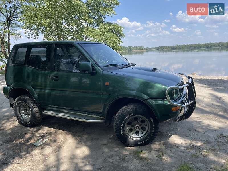 Позашляховик / Кросовер Nissan Terrano II 1997 в Дніпрі