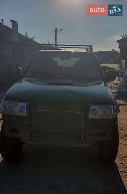 Внедорожник / Кроссовер Nissan Terrano II 2004 в 