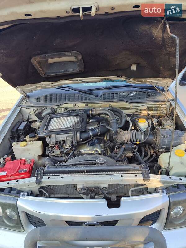 Позашляховик / Кросовер Nissan Terrano II 2003 в Житомирі