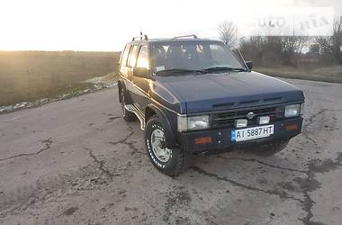 Позашляховик / Кросовер Nissan Terrano 1992 в Семенівці