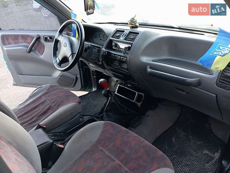 Позашляховик / Кросовер Nissan Terrano 1997 в Миколаєві