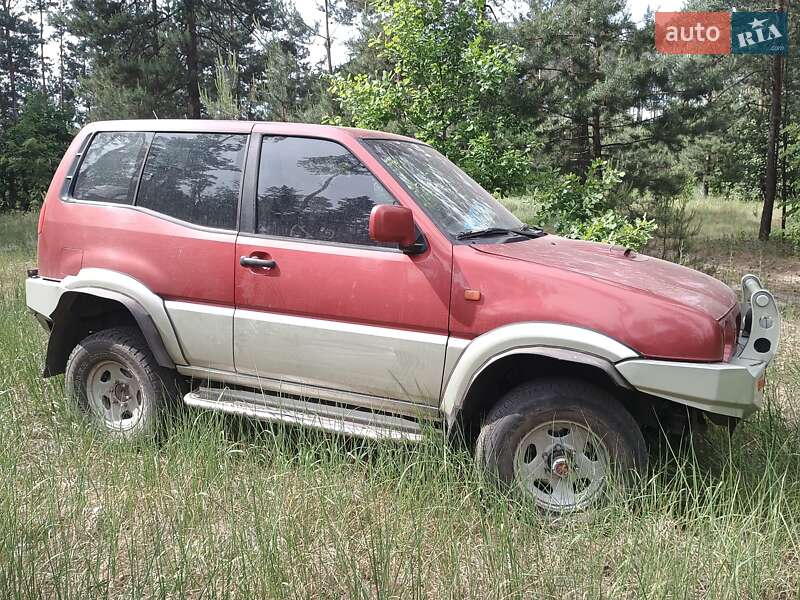 Позашляховик / Кросовер Nissan Terrano 1996 в Черкасах
