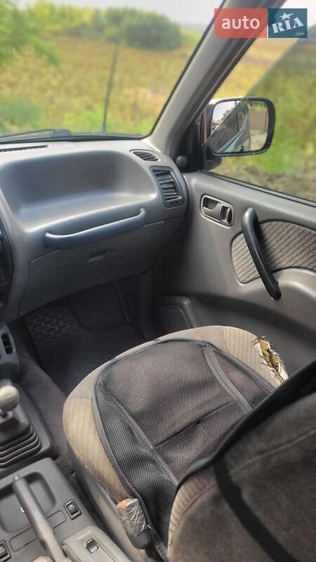 Позашляховик / Кросовер Nissan Terrano 1995 в Васильківці