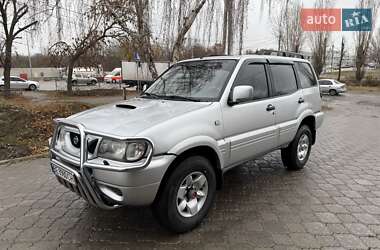 Внедорожник / Кроссовер Nissan Terrano 2001 в Николаеве