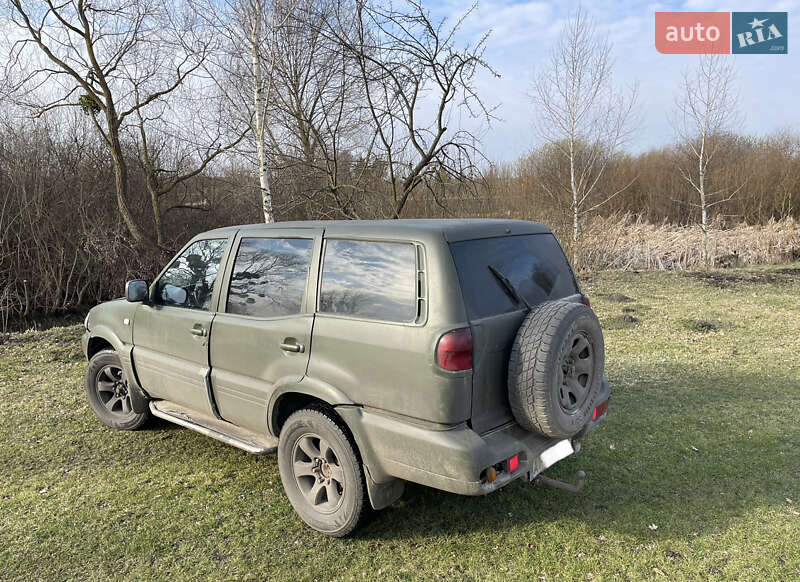 Внедорожник / Кроссовер Nissan Terrano 2003 в Киеве