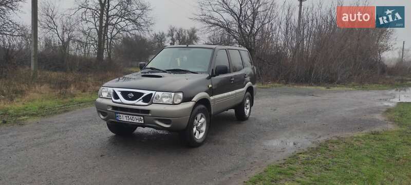 Nissan Terrano 2001