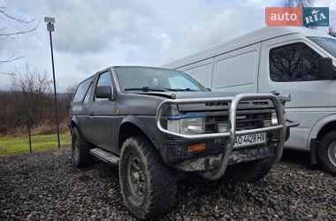 Внедорожник / Кроссовер Nissan Terrano 1993 в Хусте