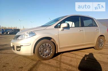 Седан Nissan TIIDA 2012 в Харькове