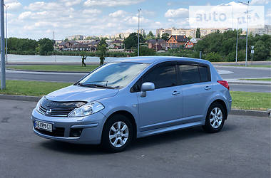 Хетчбек Nissan TIIDA 2012 в Вінниці