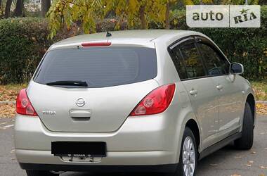 Хэтчбек Nissan TIIDA 2009 в Одессе